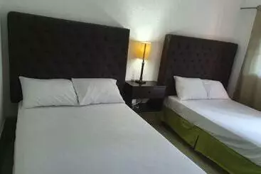 هتل Plaza Dorada