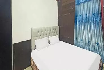 Hotel Spot On 91793 Maila Homestay