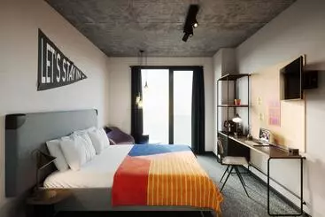 هتل The Social Hub Barcelona Poblenou