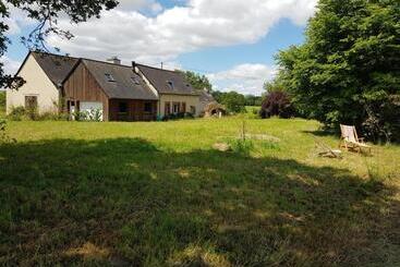 Pansiyon Aux Chambres Du Chadoux De Chateaubourg