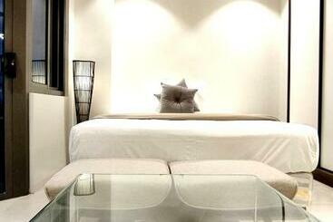 Appart'hotel Reluxe マリン Condo