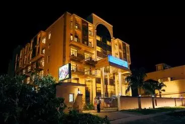 בית מלון כפרי Golden Tulip Haridwar