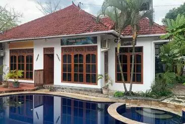 Hotel Lovina Vibes