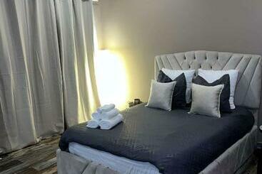 아파트호텔 Why Not Jacuzzi