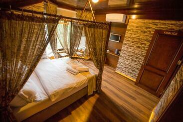 Bed & Breakfast Mavisu Deluxe Butik Otel