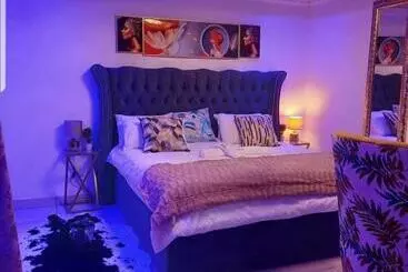 پانسیون Ko Porch Luxury Guest House