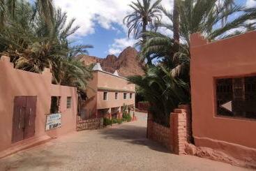 Отель Auberge Camping Garde Of Eden Le Lac