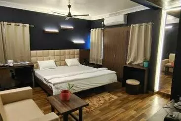 Hotel Sai Palace
