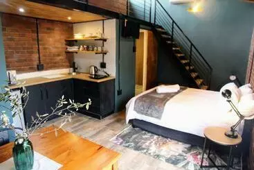 پانسیون Nini S Guest Units