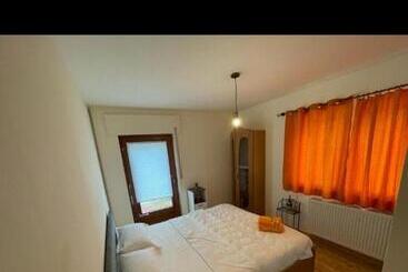 הוסטל Osteria Mediterranean