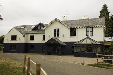 酒店 The Charlton Boutique