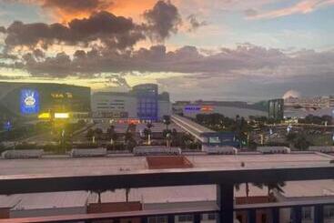 Hotelli Yhanz Z Sea Residences