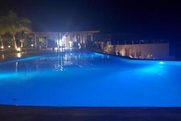 Hotel Hostería Castillo Real