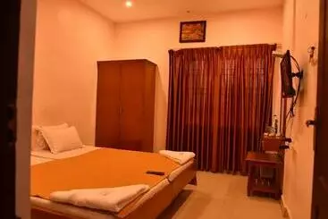 Pension Le Pondy Paradise