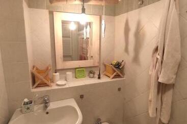 تختخواب و صبحانه Sotto Sotto