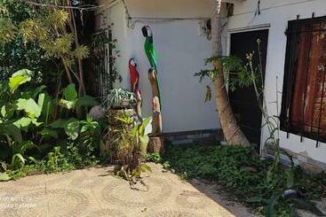 فندق Hostel Madrigala