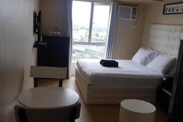 מלון דירות Rs Staycation Centrio Towers