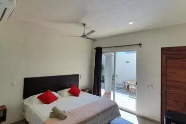 Hotelli Carri Surf Studio