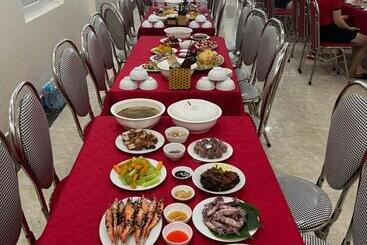 Апарт-отель Khách Sạn Nhật Minh Cửa Lò