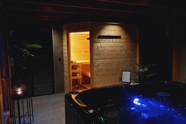 Bed & Breakfast De Friese Wouden