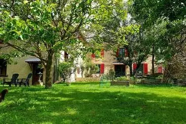 ベッドアンドブレックファースト Rouet Nature