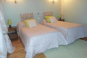 פנסיון Domaine Des Charmilles