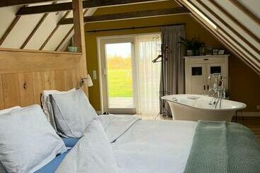 Bed and Breakfast Hústerheide