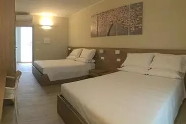 Hotelli Terrazza Rooms