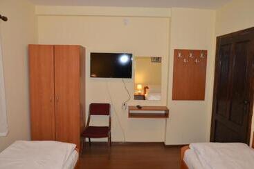 ペンション къща за гости марияна