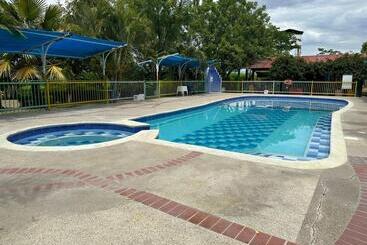 Bed and Breakfast Suite Pacandé , Cerca Al Desierto De La Tatacoa