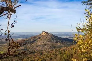 Aamiaismajoitus (B&B) Gästehaus Burgblick