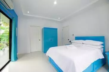 Bohol White House Bed & Breakfast