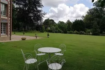 Bed & Breakfast Chambre E André Le Domaine Des Jardins De Bracquetuit