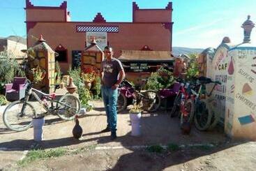 بنسيون Maison D Hôtes La Vallée Des Nomades