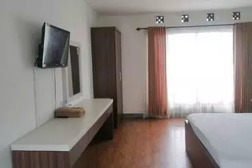 Puncak Village Hotel & Kampung Main Anak