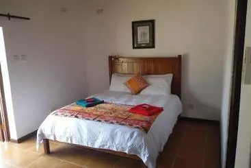 Bungalows Mandebele Lodge