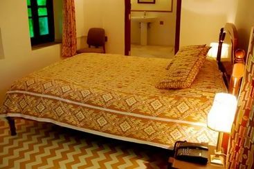 Hotel Bijay Niwas Palace