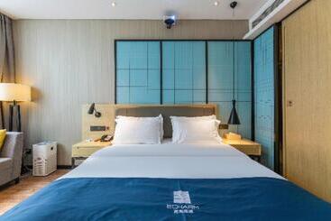 Echarm Hotel Wuhan Jianghan Road Walking Street
