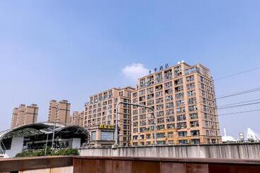 Ji Hotel Shanghai Anting Motor City