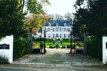 Aamiaismajoitus (B&B) Domaine De La Course