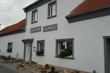 ペンション Penzion Monika