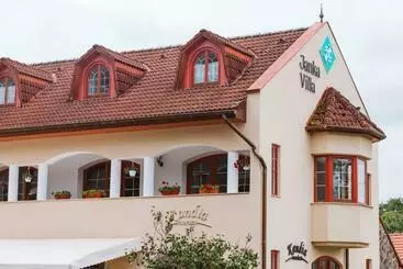 ホテル Janka Villa