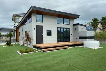 Pensió Loopoceans Vacation Stay 12052