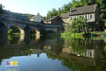 مبيت وإفطار Les Trois Hiboux