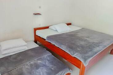 Hotel Penginapan Al Firdausi Syariah Mitra Reddoorz