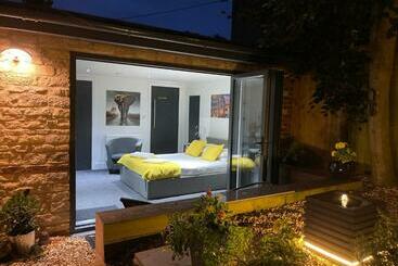 بنسيون Village Retreat & Hot Tub Nr Bicester Village