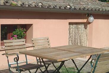 펜션 Casale Il Girasole