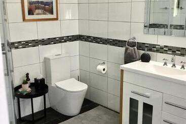 פנסיון Skyescape On Northshore