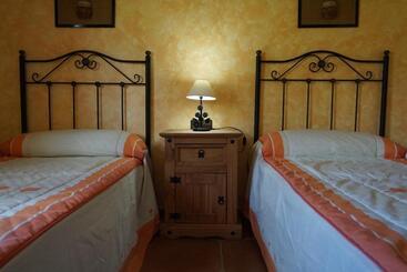 فندق Casa Rural Salinas De Armalla