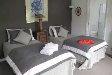 צימר Auberge Woodend